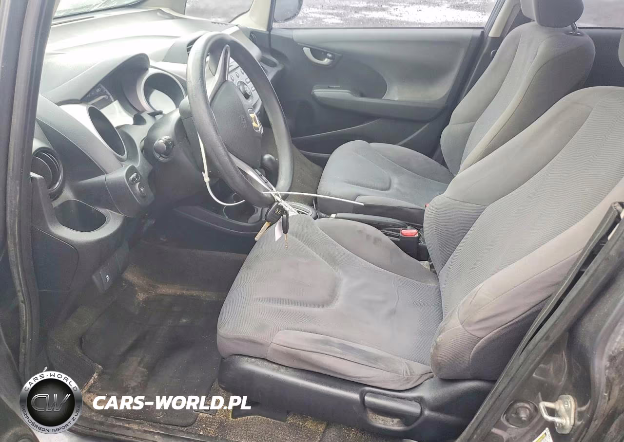 2012 Honda Fit VIN:JHMGE8H3XCC039676 - 7