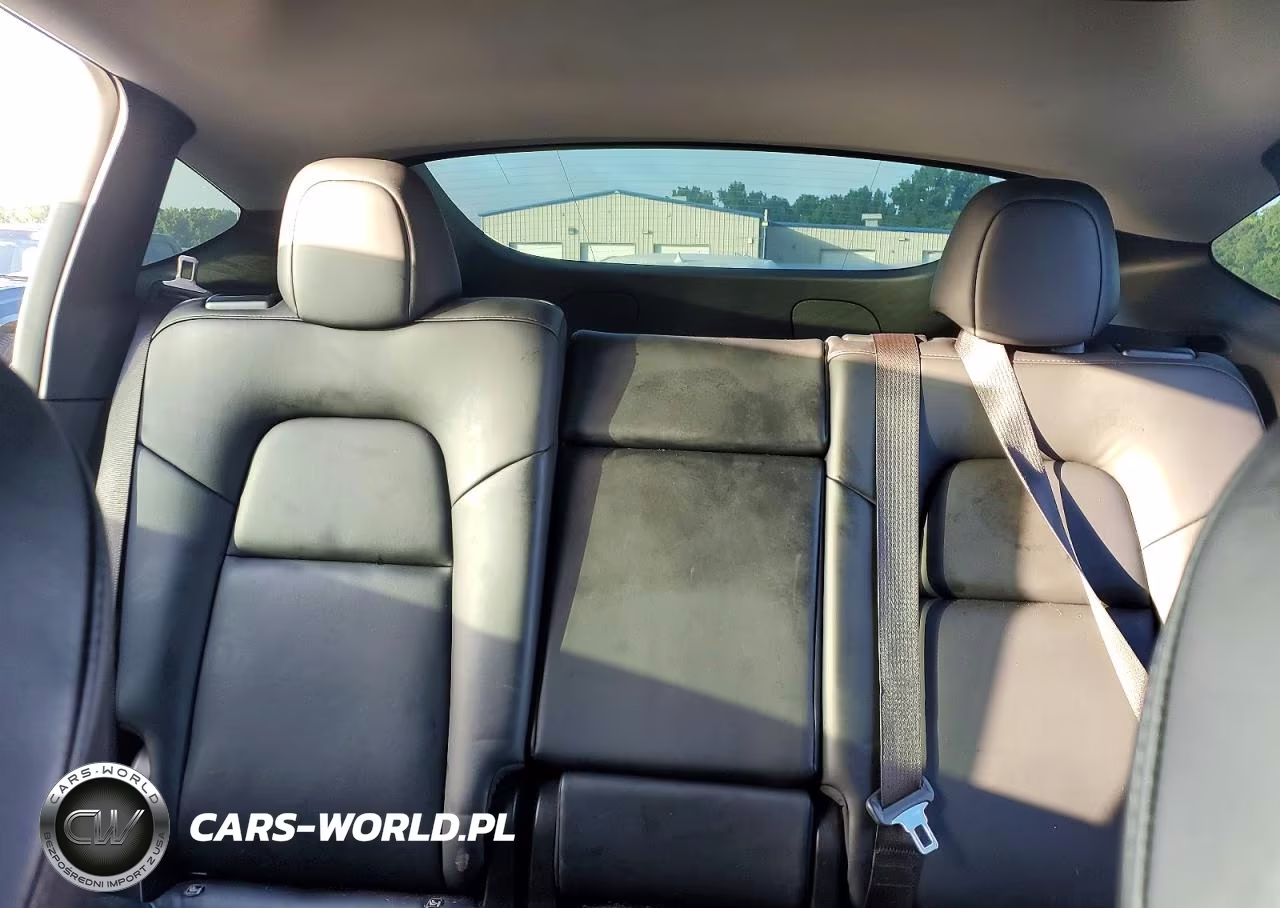 2021 Tesla Model Y VIN:5YJYGDEE9MF254453 - 10