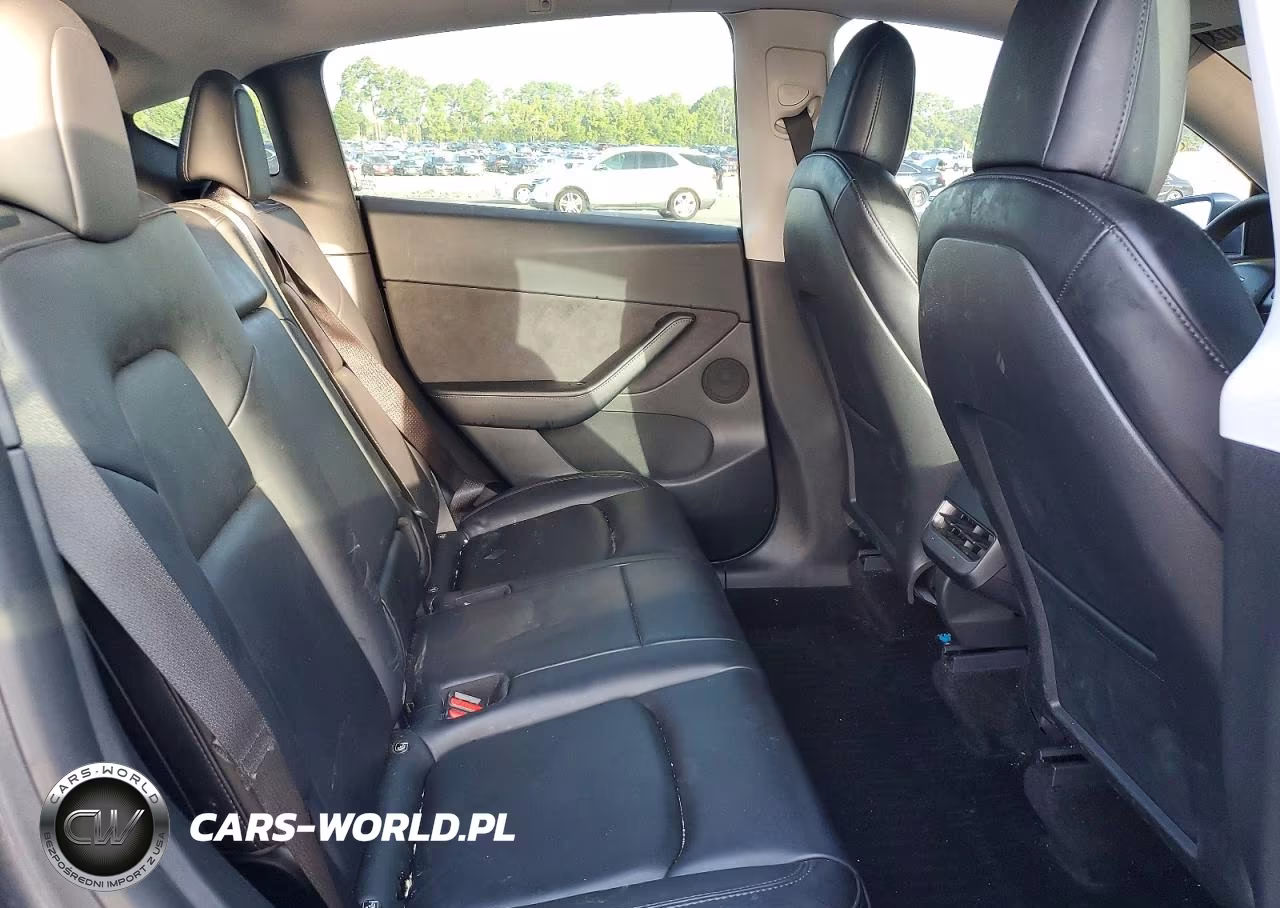 2021 Tesla Model Y VIN:5YJYGDEE9MF254453 - 11