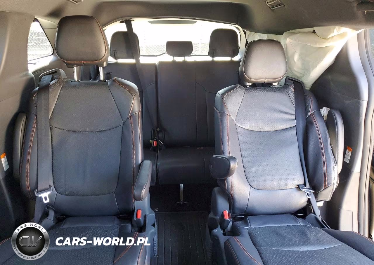 2024 Toyota Sienna Xse 7-Passenger VIN:5TDCSKFC1RS139262 - 10