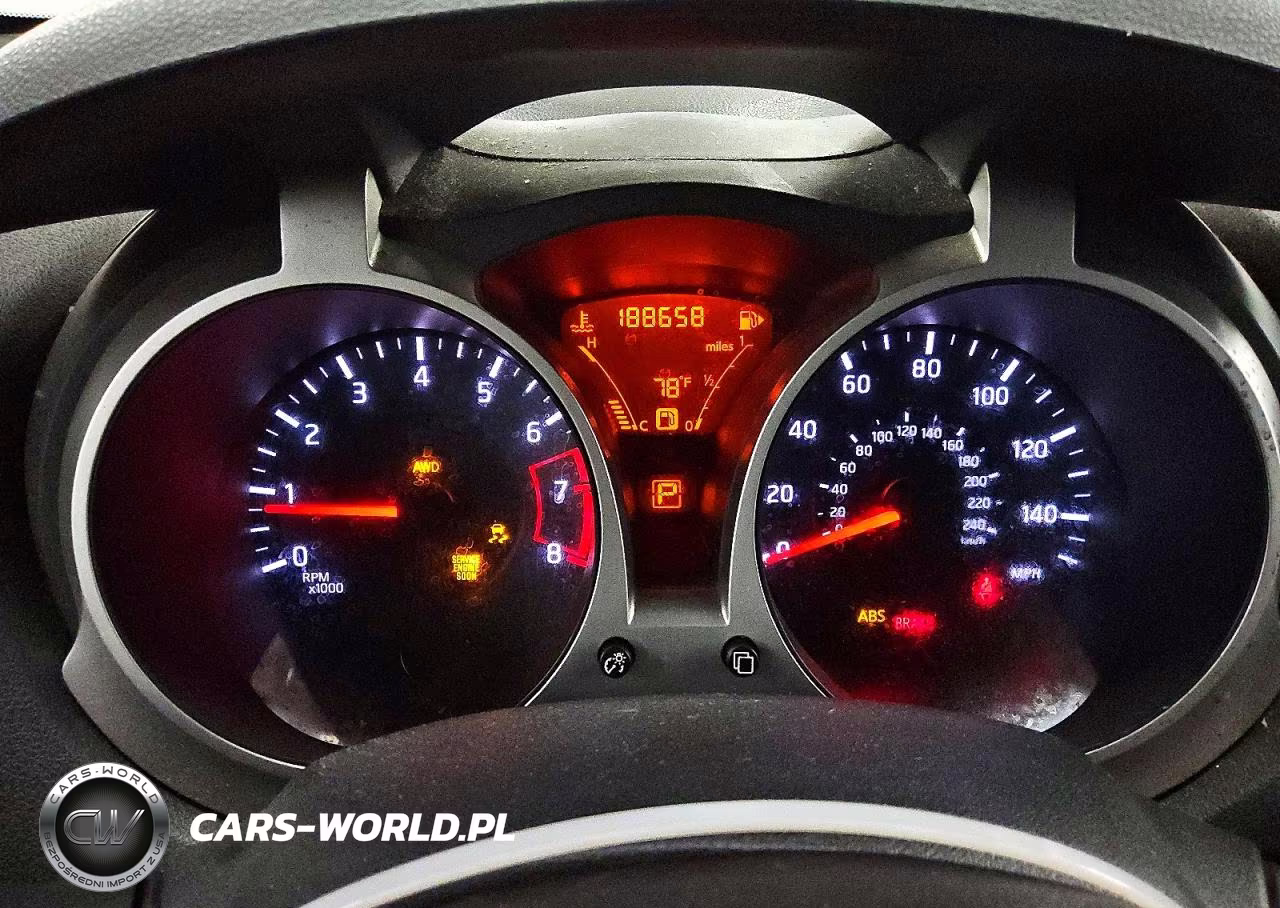 2013 Nissan Juke S VIN:JN8AF5MVXDT211821 - 9