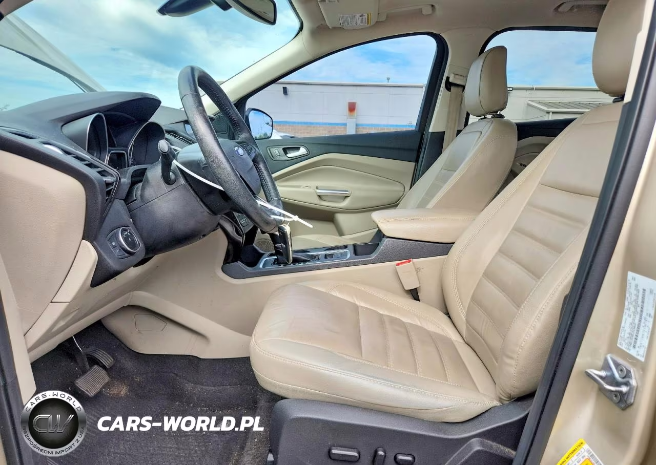 2018 Ford Escape Titanium VIN:1FMCU0J98JUA54652 - 7