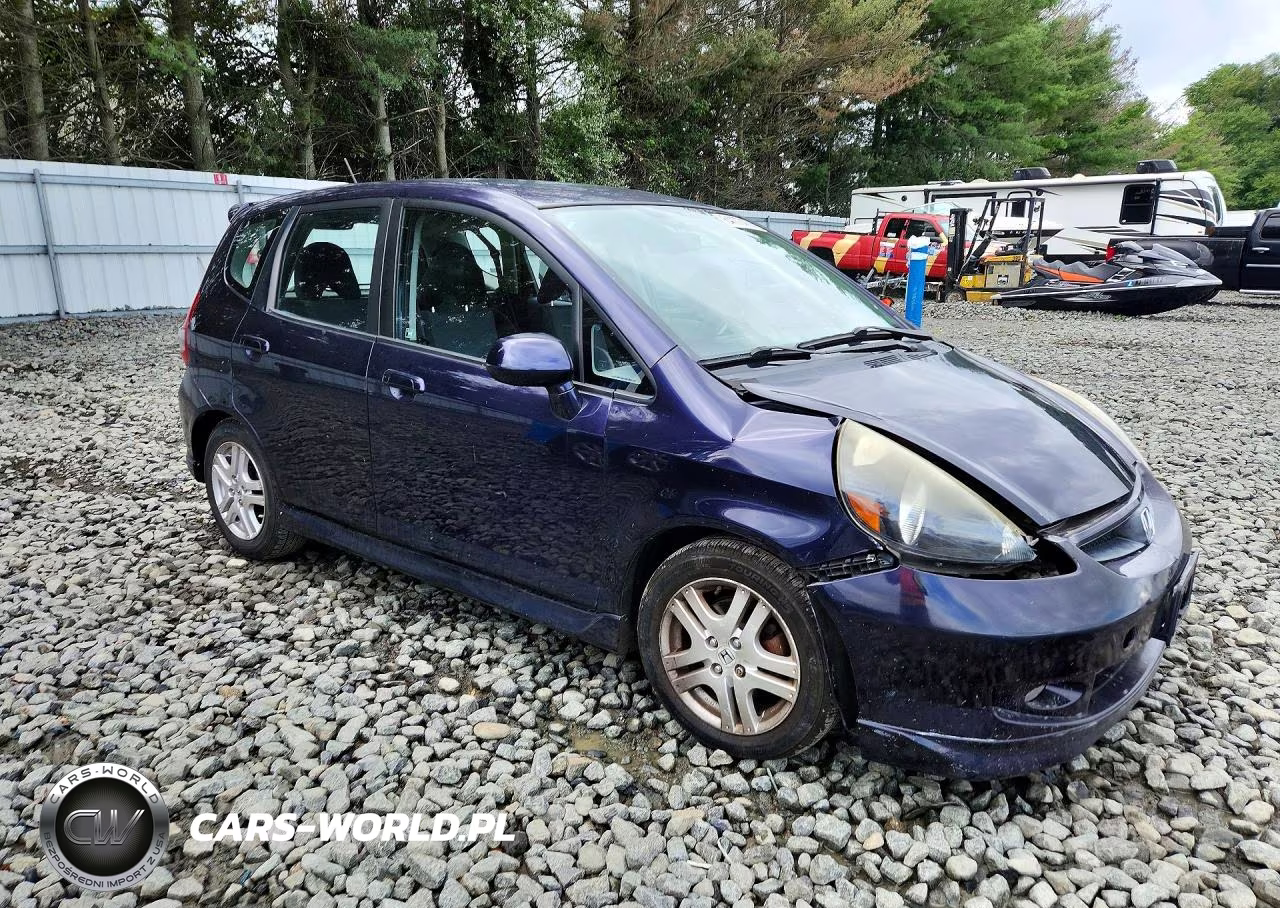 2008 Honda Fit Sport VIN:JHMGD38698S058460 - 4