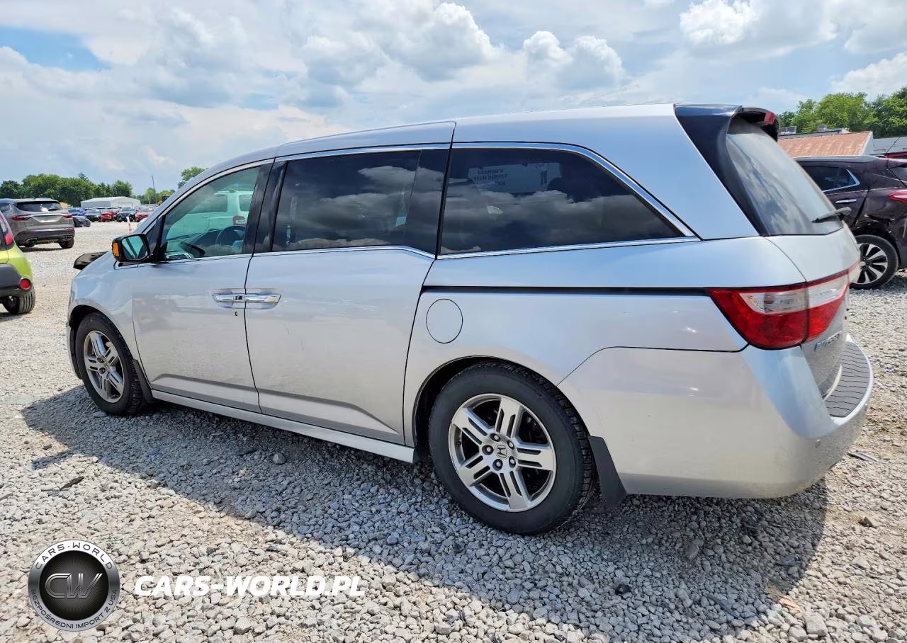 2012 Honda Odyssey Touring VIN:5FNRL5H93CB092077 - 2