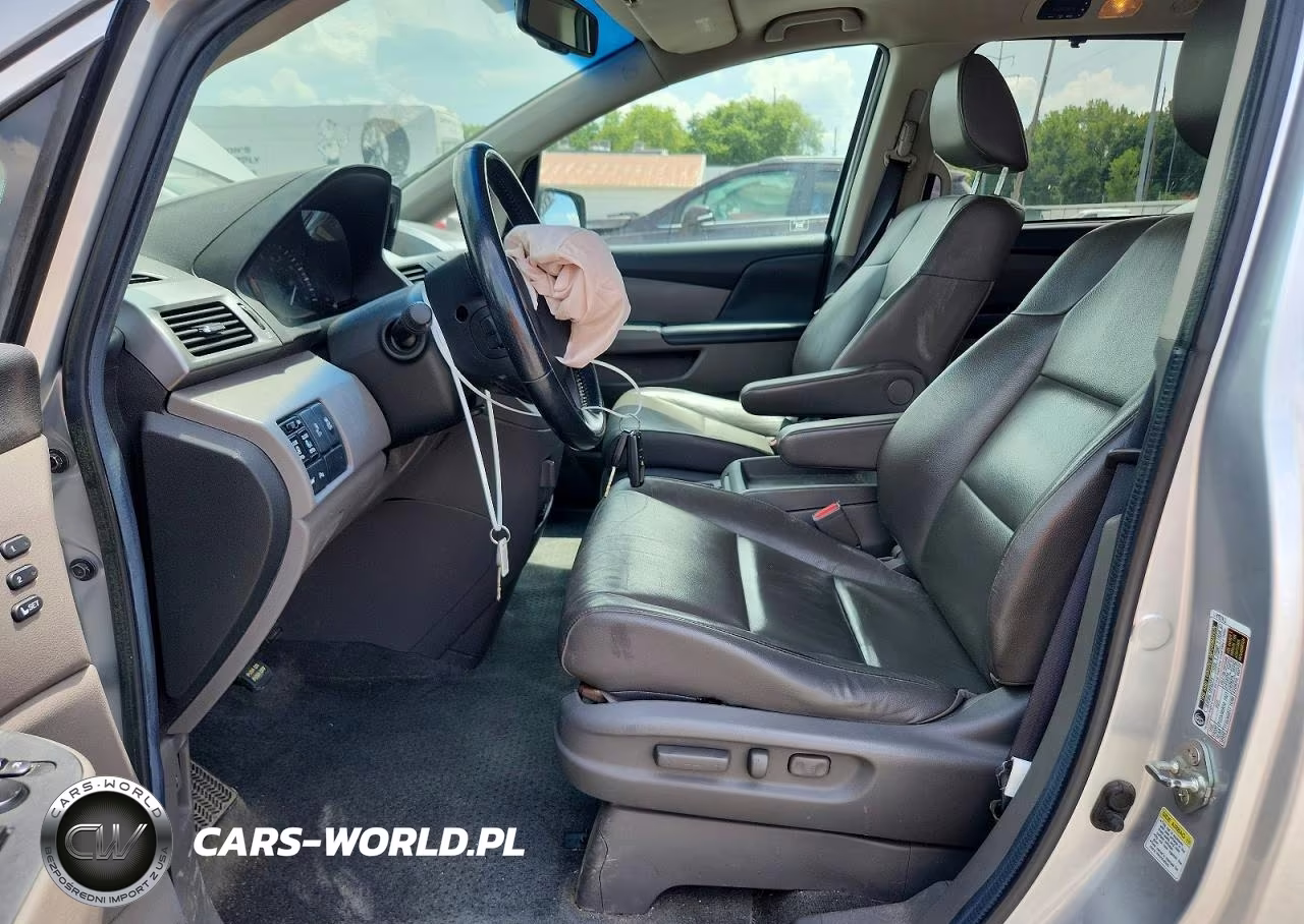 2012 Honda Odyssey Touring VIN:5FNRL5H93CB092077 - 7