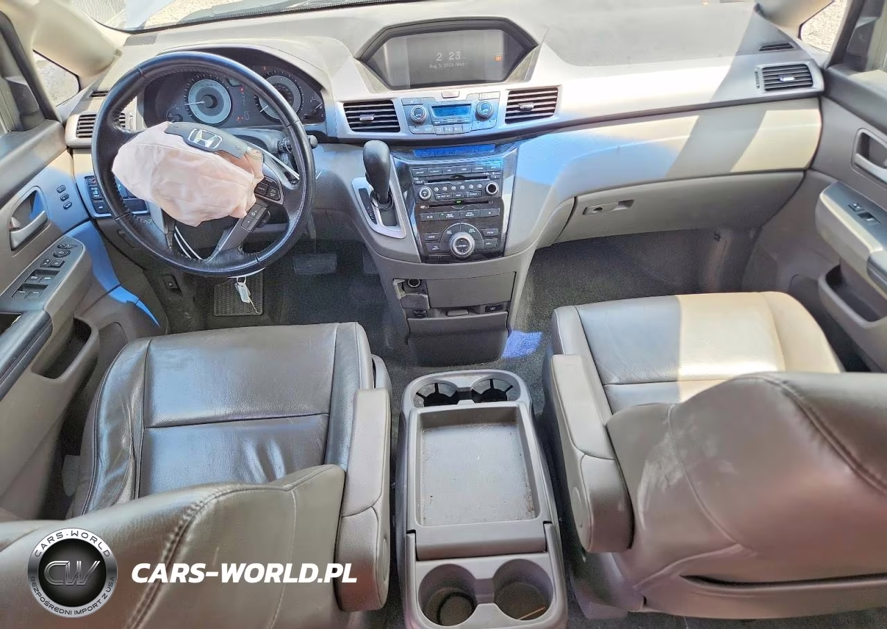2012 Honda Odyssey Touring VIN:5FNRL5H93CB092077 - 8