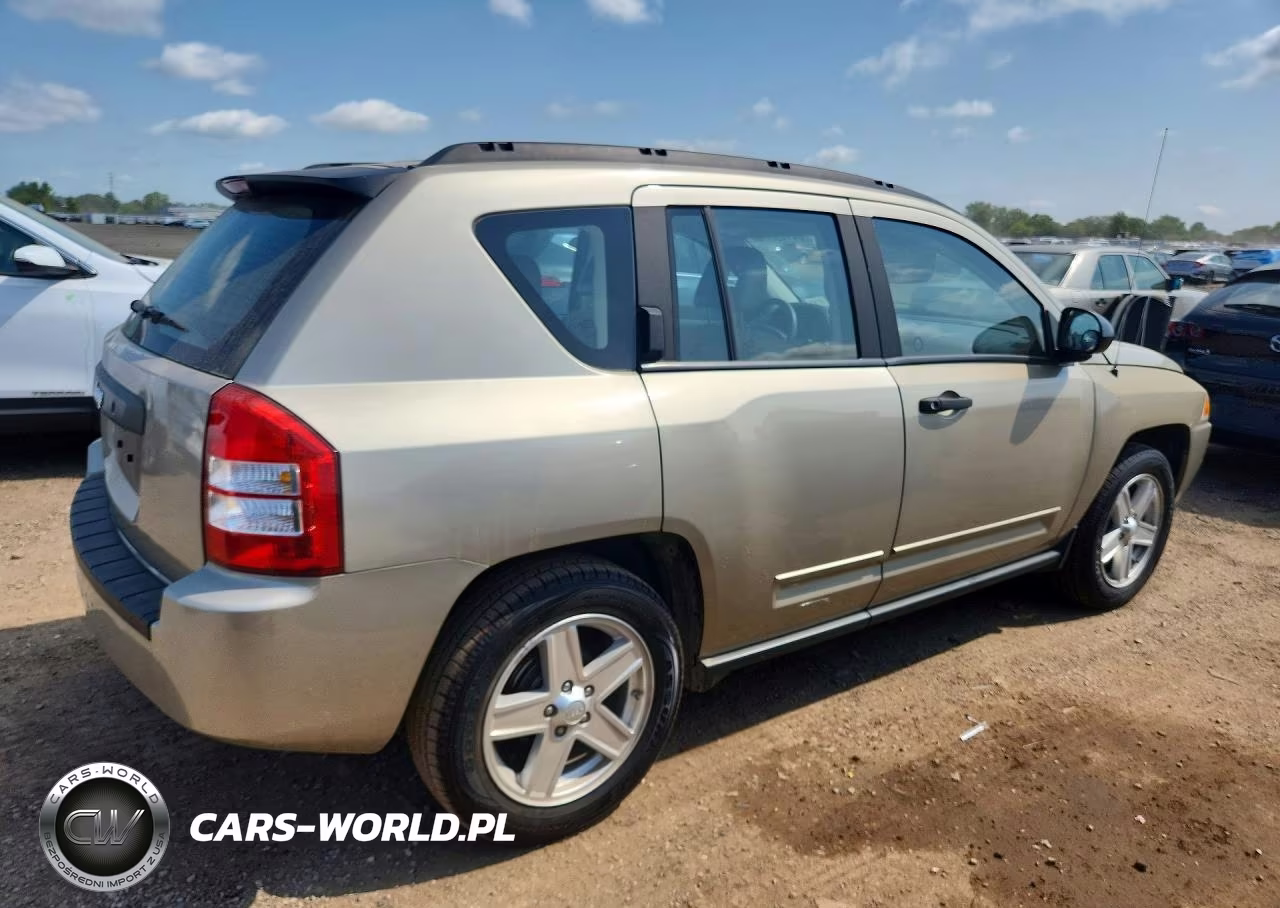 2009 Jeep Compass Sport VIN:1J4FT47A69D173853 - 3