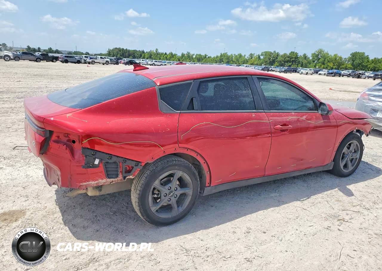 2025 Kia K4 Lxs VIN:3KPFT4DE5SE108090 - 3