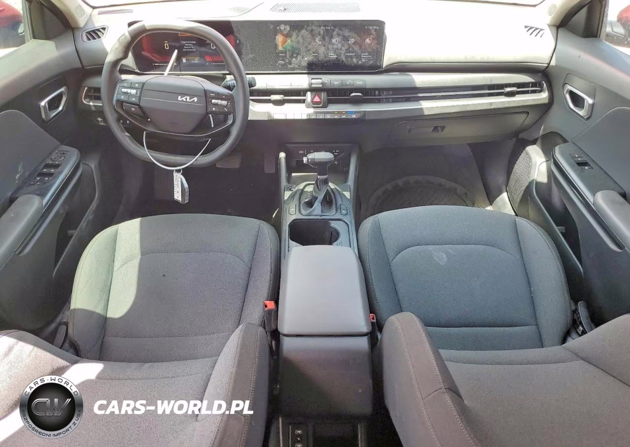 2025 Kia K4 Lxs VIN:3KPFT4DE5SE108090 - 8