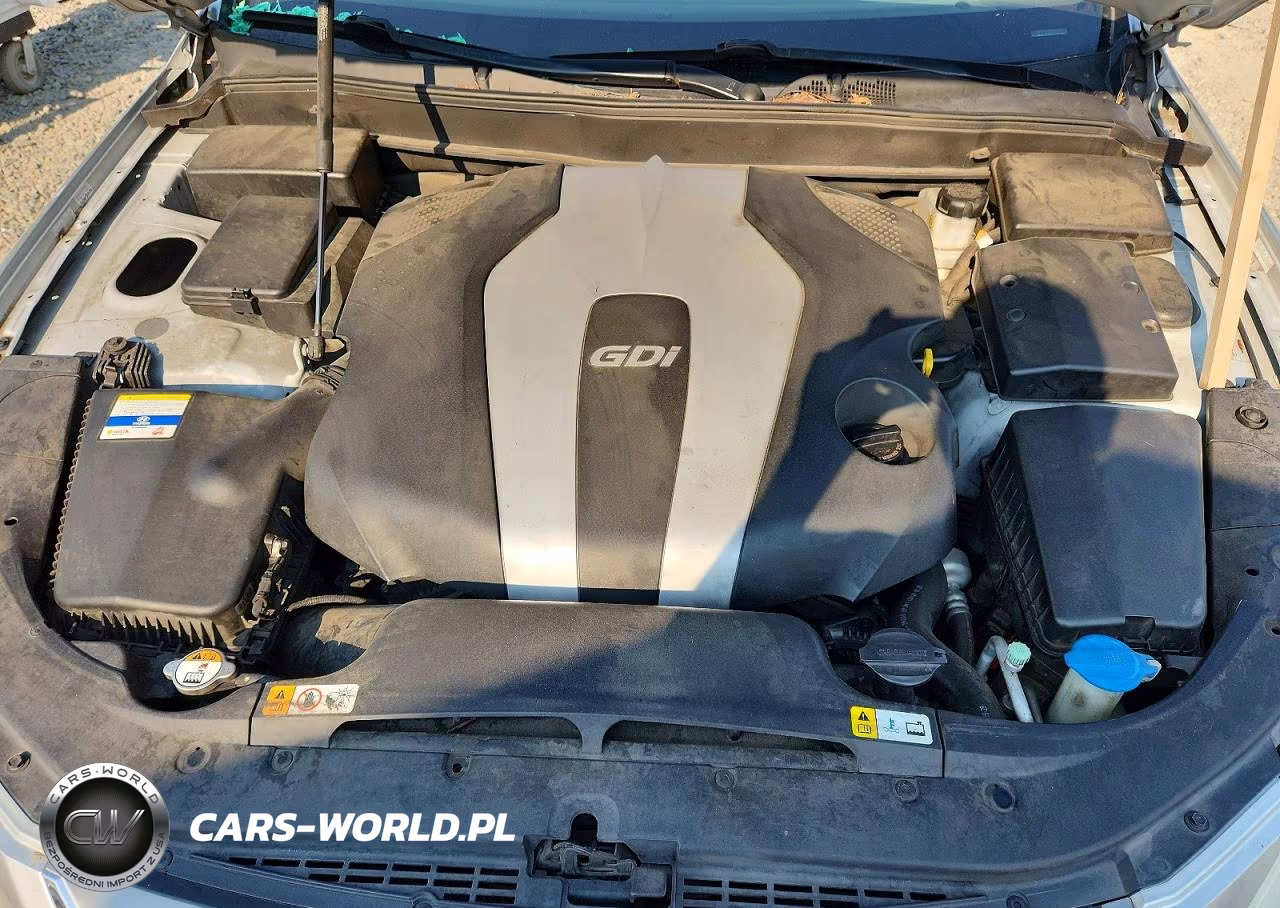 2012 Hyundai Genesis 3.8L VIN:KMHGC4DD0CU191390 - 11