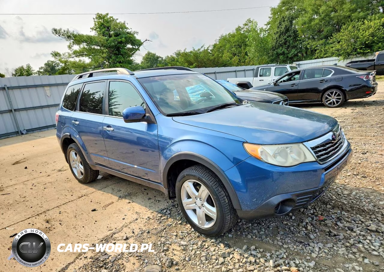 2010 Subaru Forester 2.5X Premium VIN:JF2SH6CC1AH785790 - 4