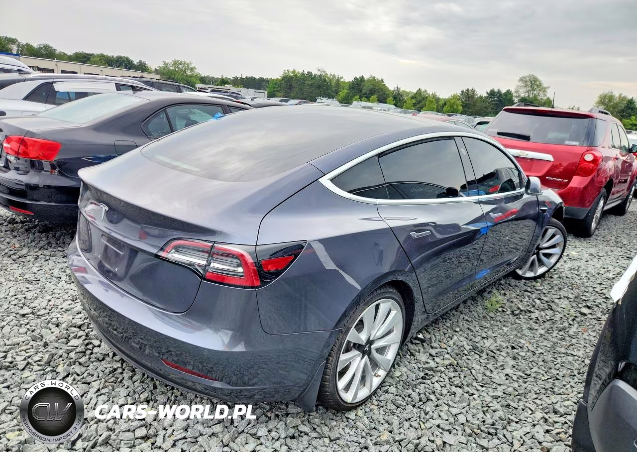 2018 Tesla Model 3 VIN:5YJ3E1EA5JF153286 - 3