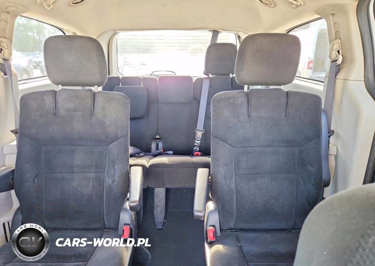 2016 Dodge Grand Caravan Sxt VIN:2C4RDGCG5GR242618 - 10