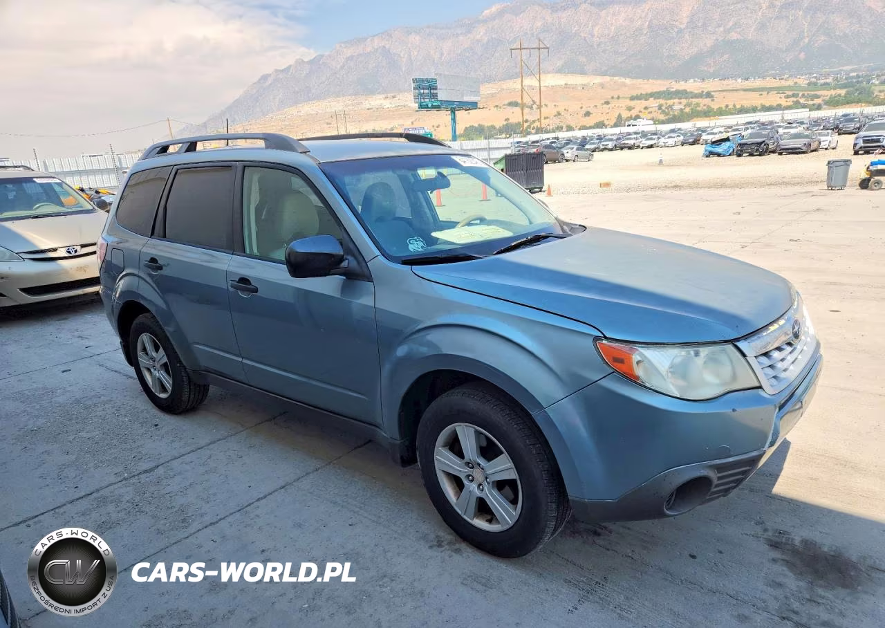2011 Subaru Forester 2.5X VIN:JF2SHABC1BH706107 - 4