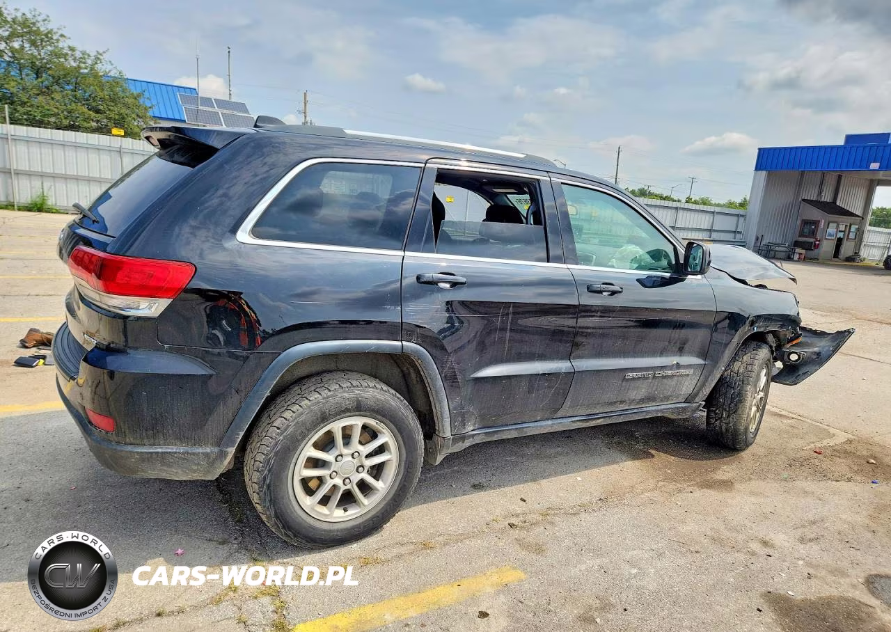 2019 Jeep Grand Cherokee Laredo VIN:1C4RJFAG2KC791720 - 3