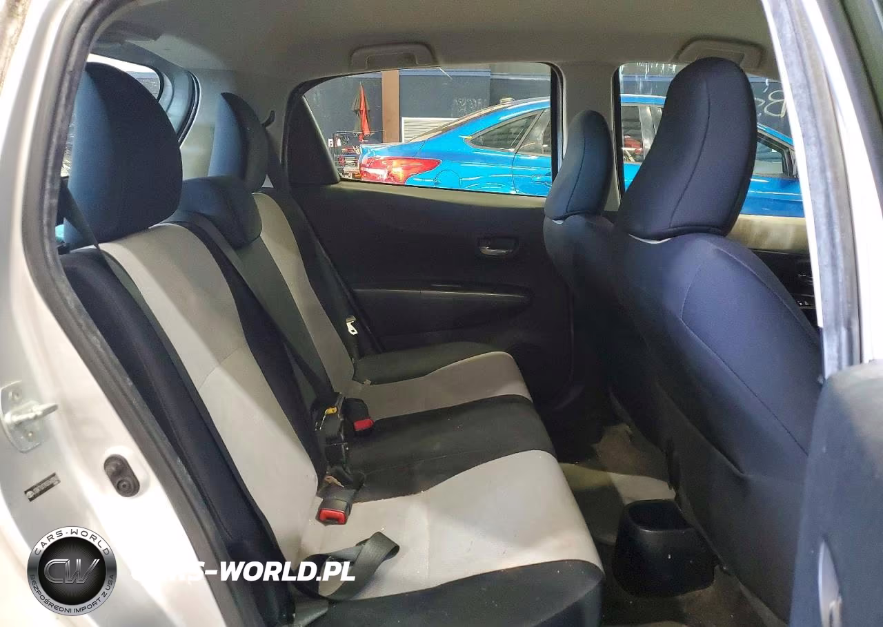 2013 Toyota Yaris 5-Door Le VIN:JTDKTUD3XDD543043 - 10