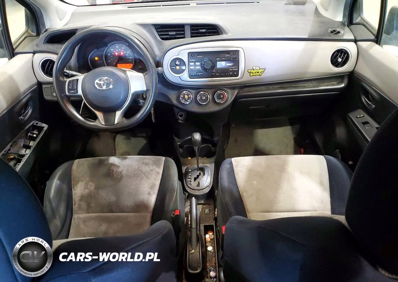 2013 Toyota Yaris 5-Door Le VIN:JTDKTUD3XDD543043 - 8