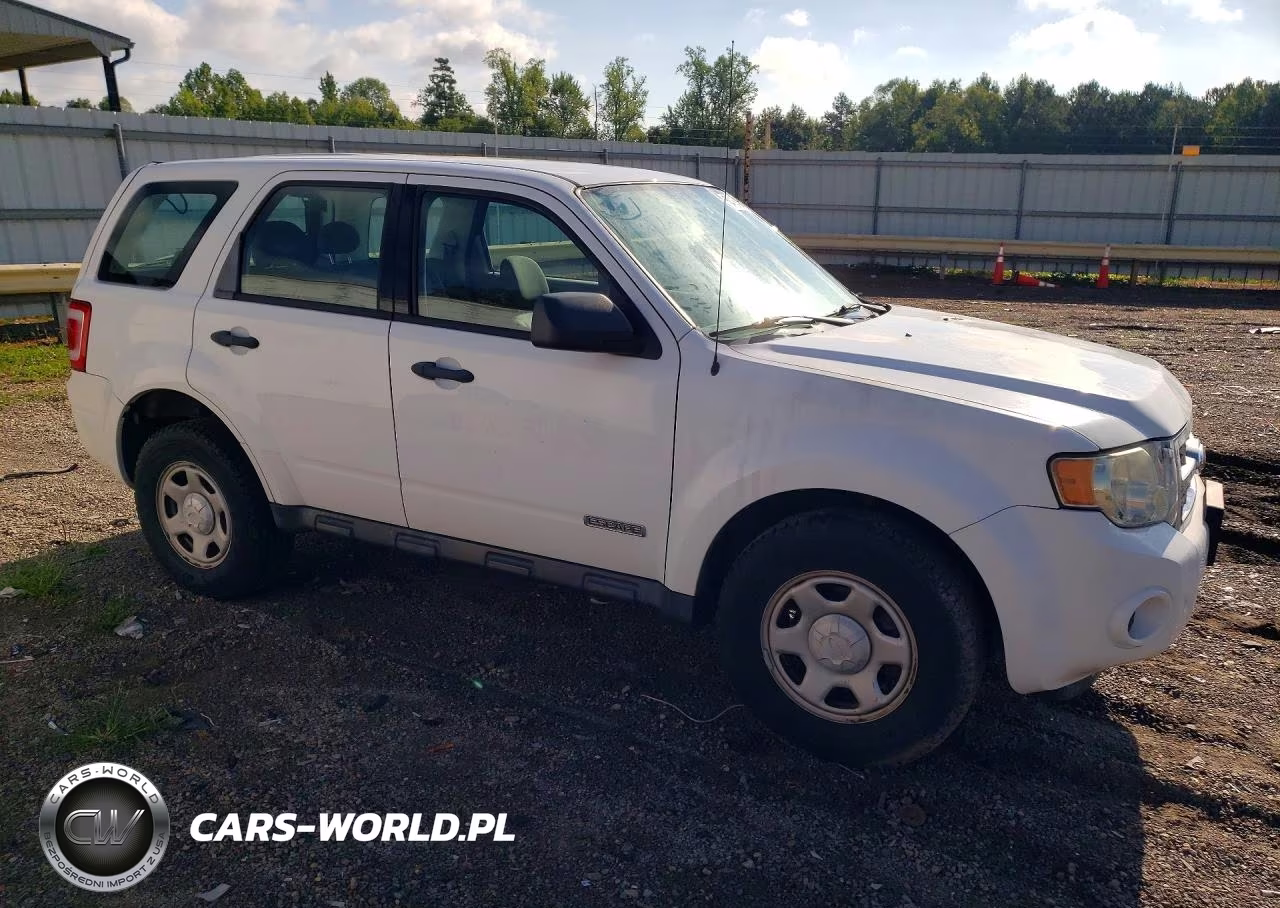 2008 Ford Escape Xls VIN:1FMCU92Z08KE74933 - 4