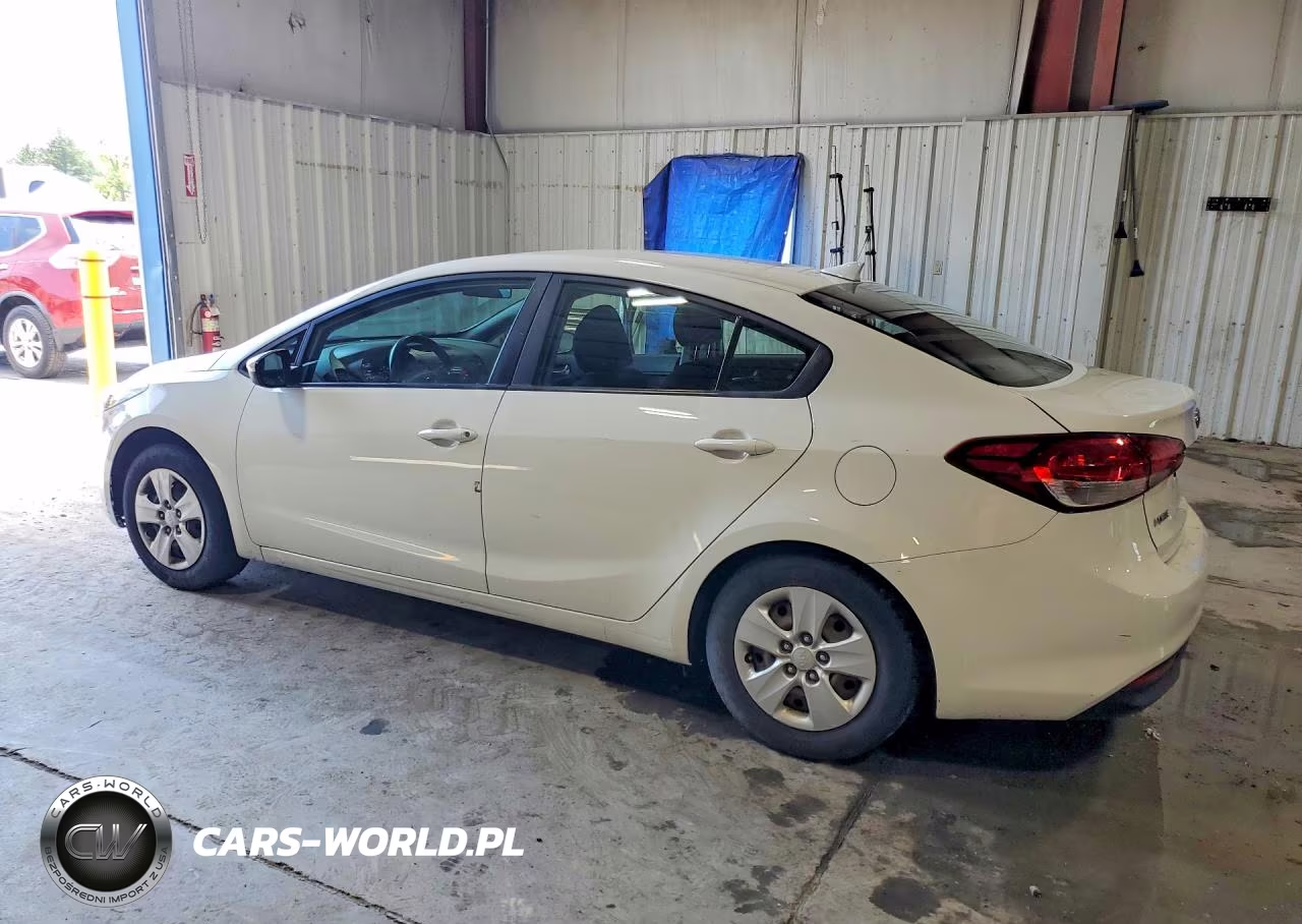 2018 Kia Forte Lx VIN:3KPFK4A72JE205626 - 2