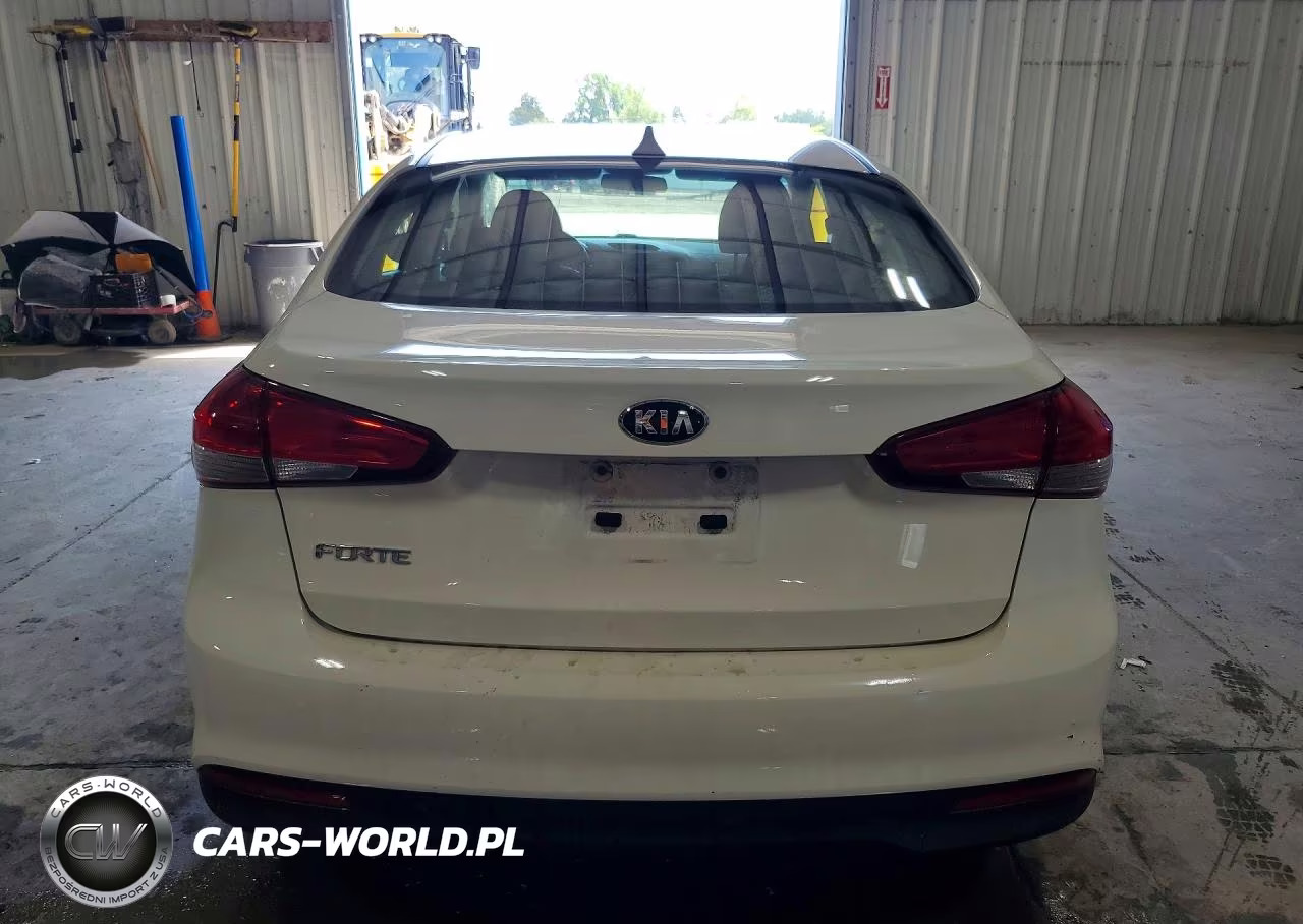 2018 Kia Forte Lx VIN:3KPFK4A72JE205626 - 6
