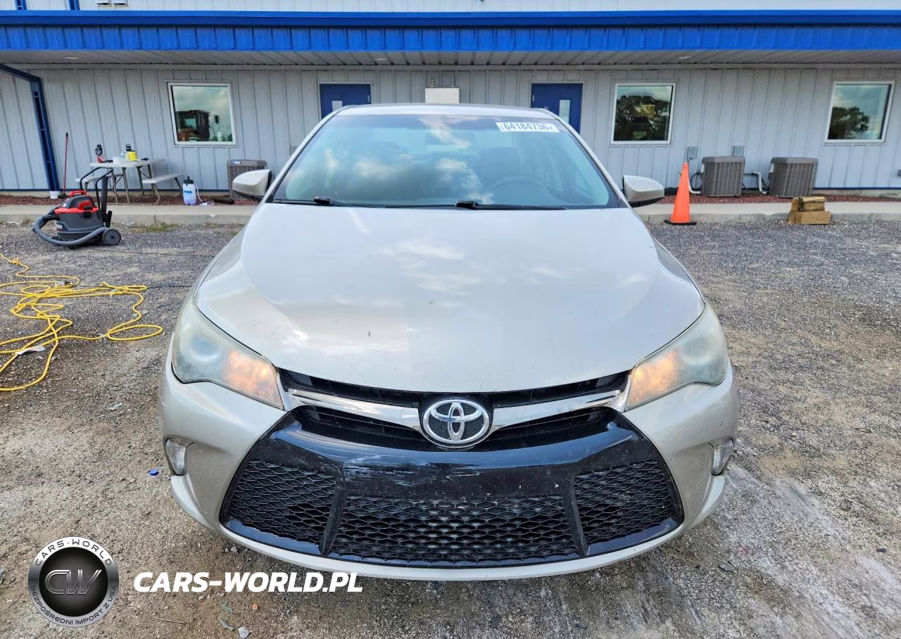 2016 Toyota Camry Se VIN:4T1BF1FK4GU143084 - 5