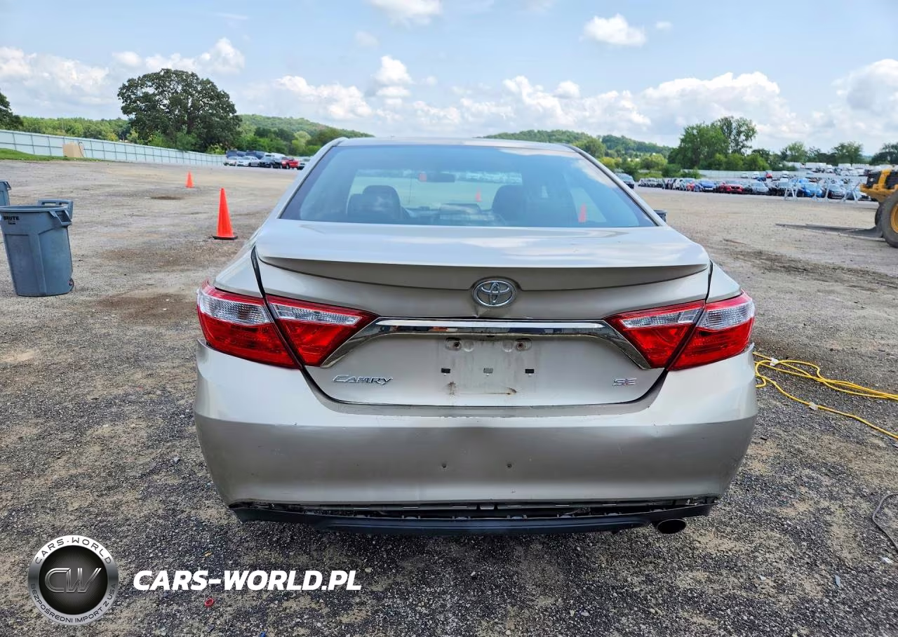 2016 Toyota Camry Se VIN:4T1BF1FK4GU143084 - 6