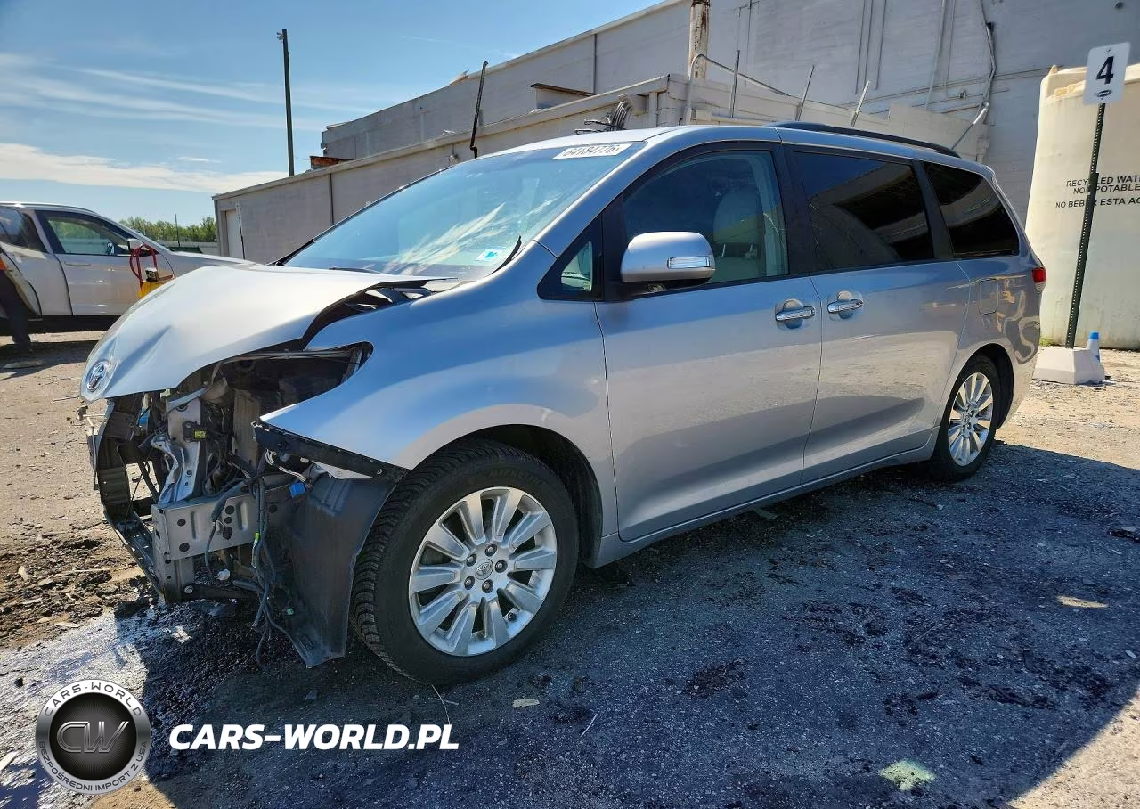 2014 Toyota Sienna Limited 7-Passenger