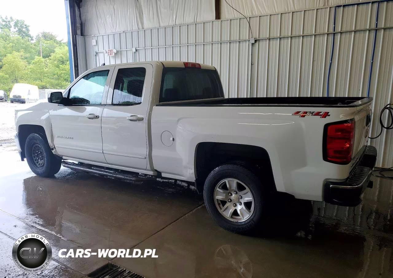 2018 Chevrolet Silverado K1500 Lt VIN:2GCVKREC2J1108004 - 2