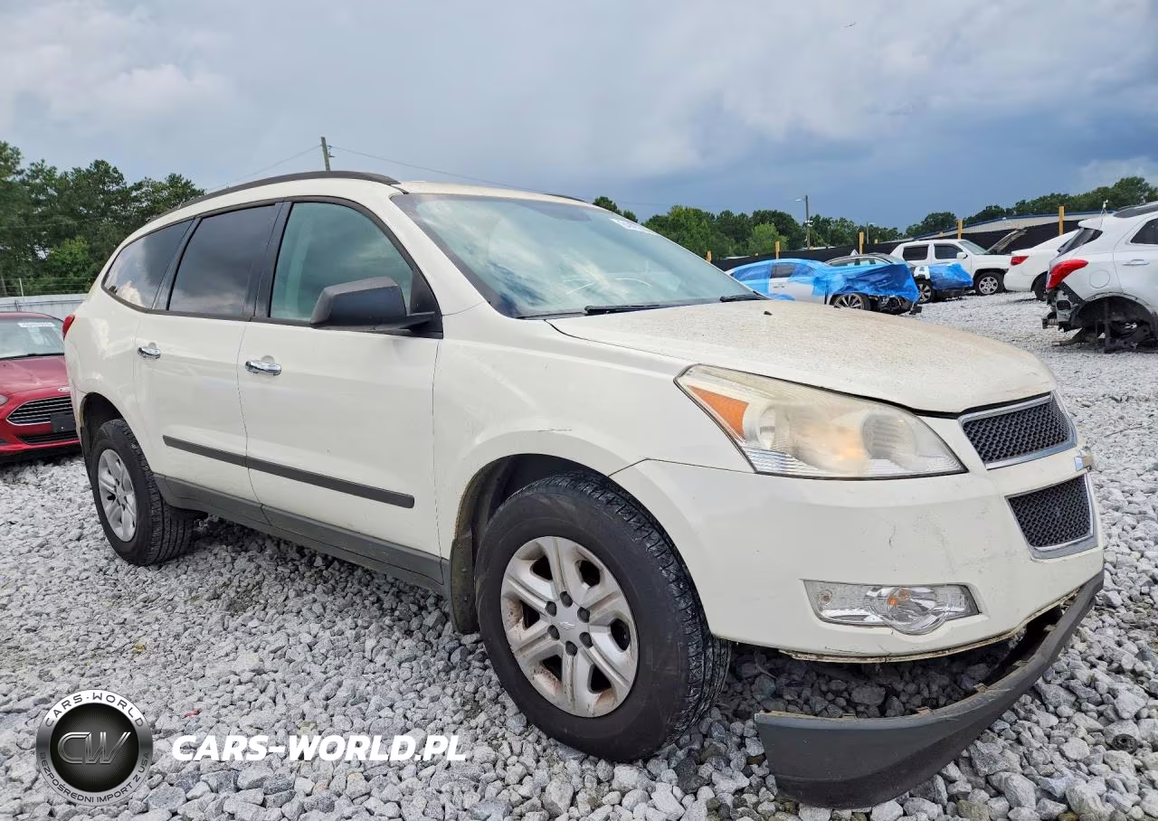 2012 Chevrolet Traverse Ls VIN:1GNKRFED6CJ195623 - 4