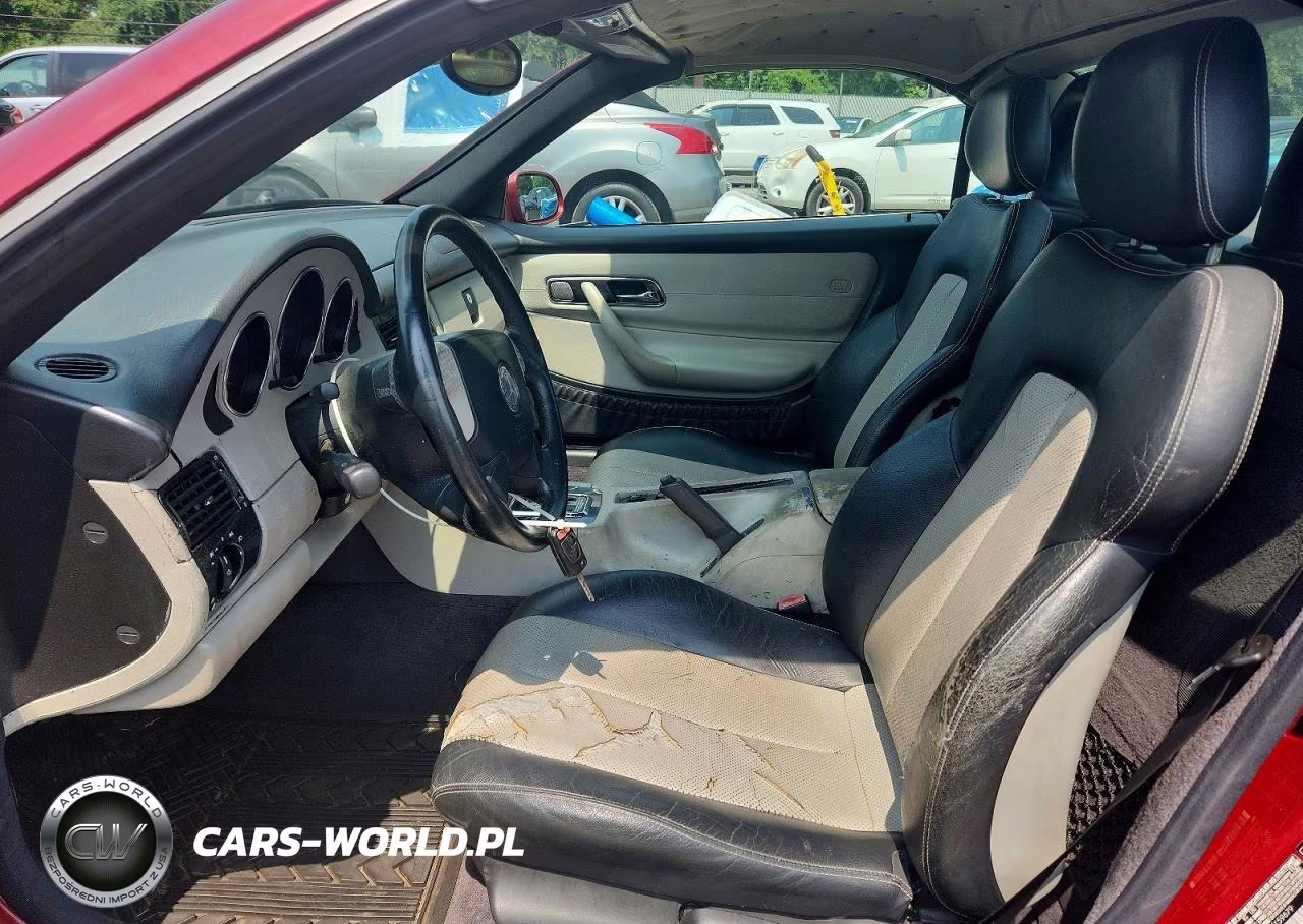 2000 Mercedes-Benz Slk 230 Kompressor VIN:WDBKK47F6YF159679 - 7