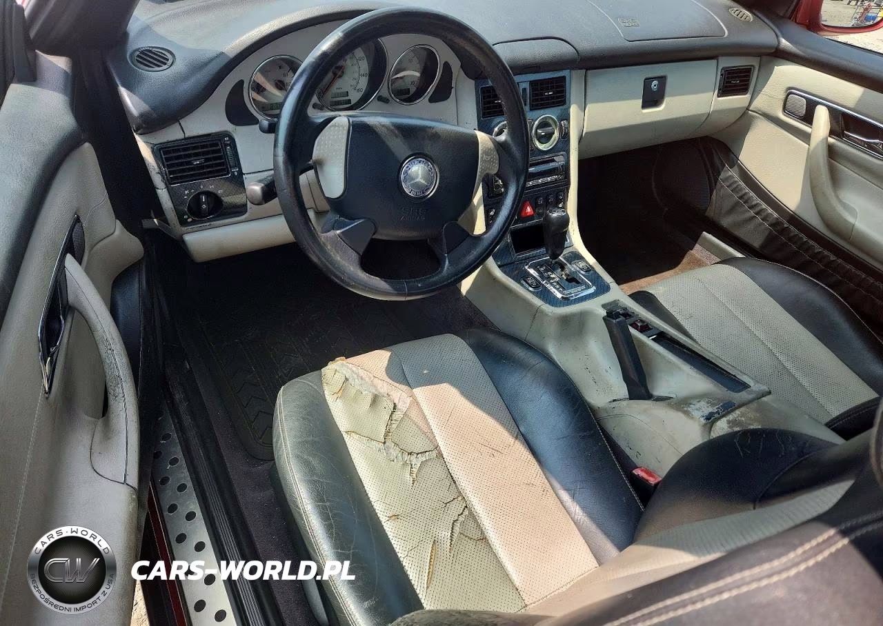 2000 Mercedes-Benz Slk 230 Kompressor VIN:WDBKK47F6YF159679 - 8