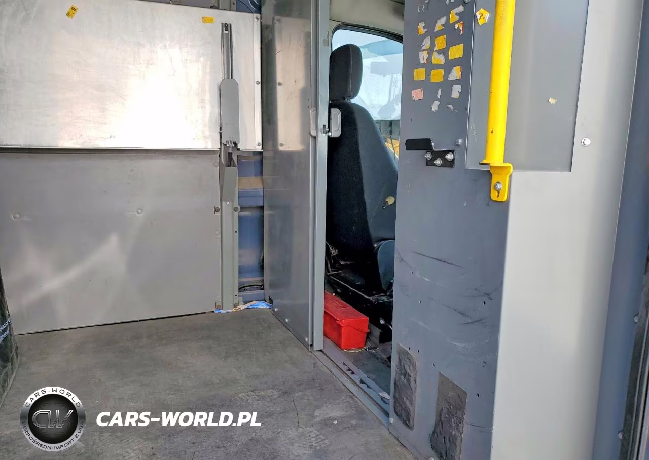 2020 Ford Transit 250 Delivery Van VIN:1FTBR3X8XLKB27178 - 11