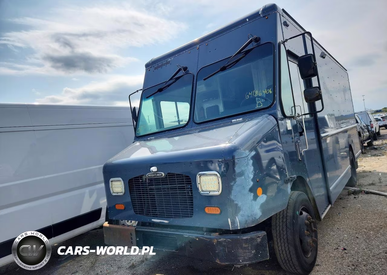 2020 Freightliner Mt45G Chassis Delivery Truck