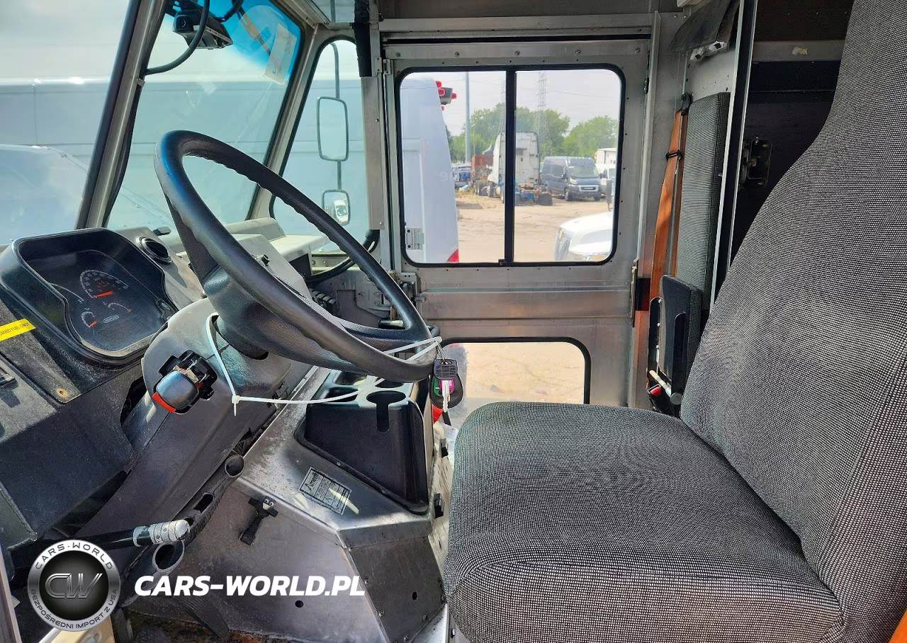 2020 Freightliner Mt45G Chassis Delivery Truck VIN:4UZAC2EA6LCLZ6393 - 7