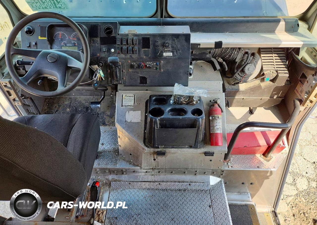 2020 Freightliner Mt45G Chassis Delivery Truck VIN:4UZAC2EA3LCMK2903 - 8