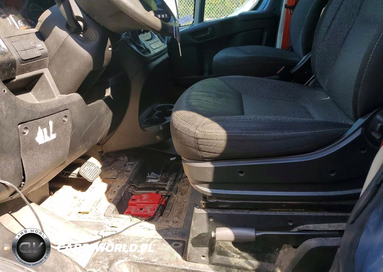 2020 Ram Promaster 3500 Delivery Van VIN:3C6URVJG2LE117954 - 7