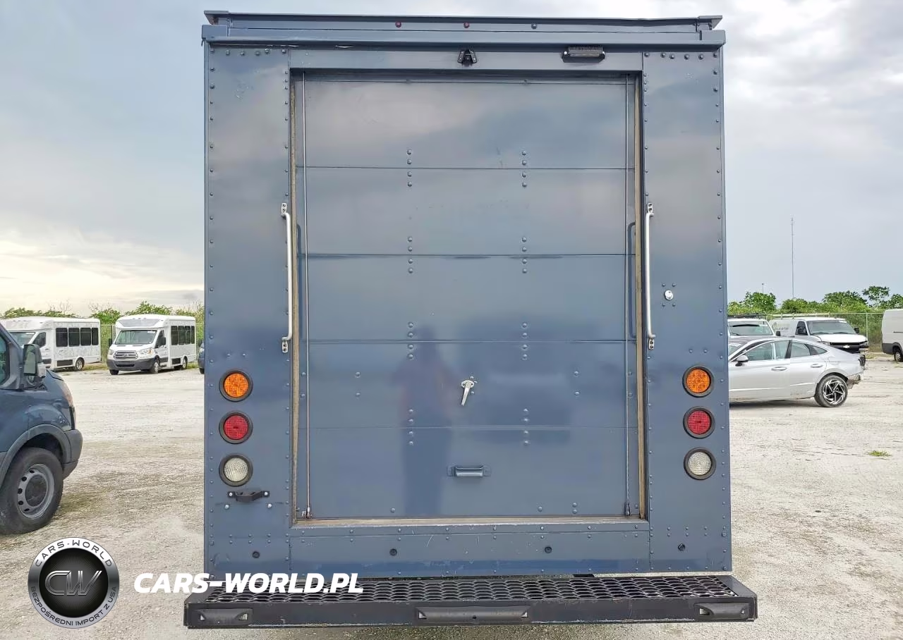 2021 Ford Transit Delivery Truck VIN:1FDDF6P88MKA82208 - 6