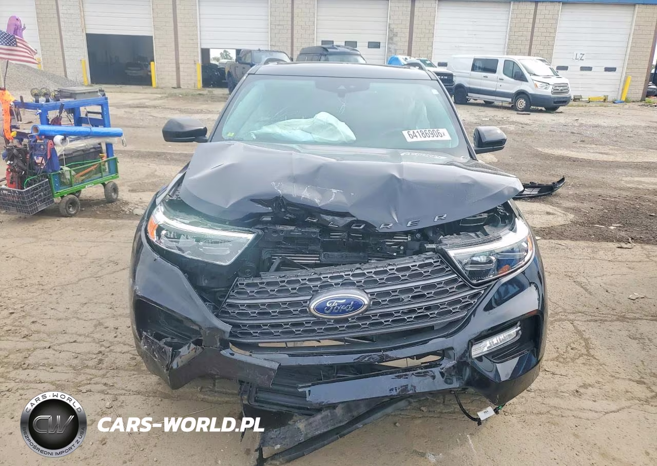 2024 Ford Explorer Xlt VIN:1FMSK8DH6RGA52587 - 5
