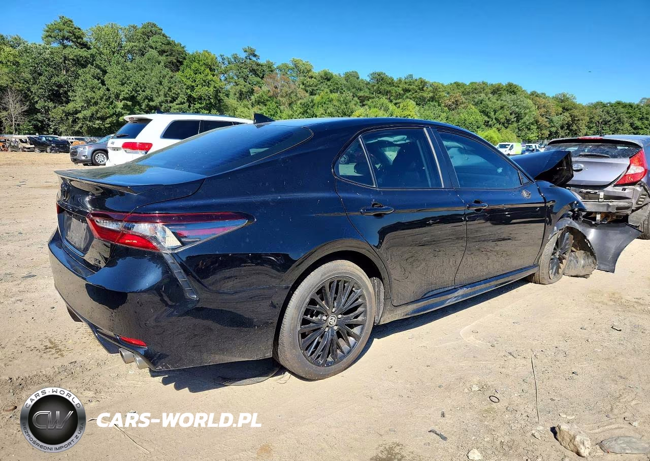 2021 Toyota Camry Se Nightshade VIN:4T1G11BK4MU038311 - 3