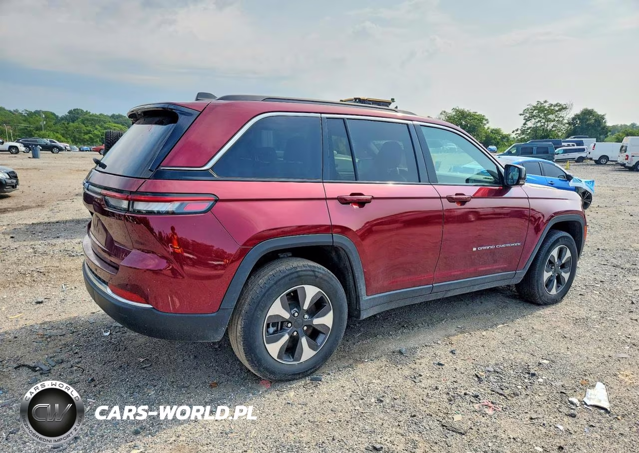 2024 Jeep Grand Cherokee Limited 4Xe VIN:1C4RJYB61RC124858 - 3