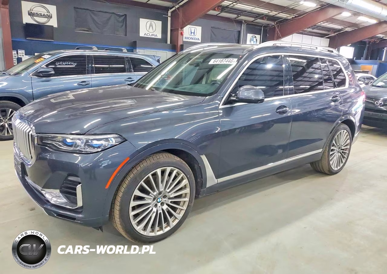 2019 BMW X7 xDrive50I
