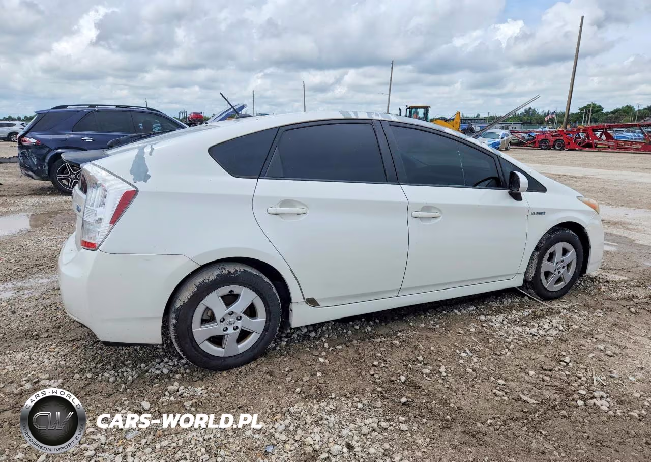2010 Toyota Prius Iv VIN:JTDKN3DU3A0110700 - 3