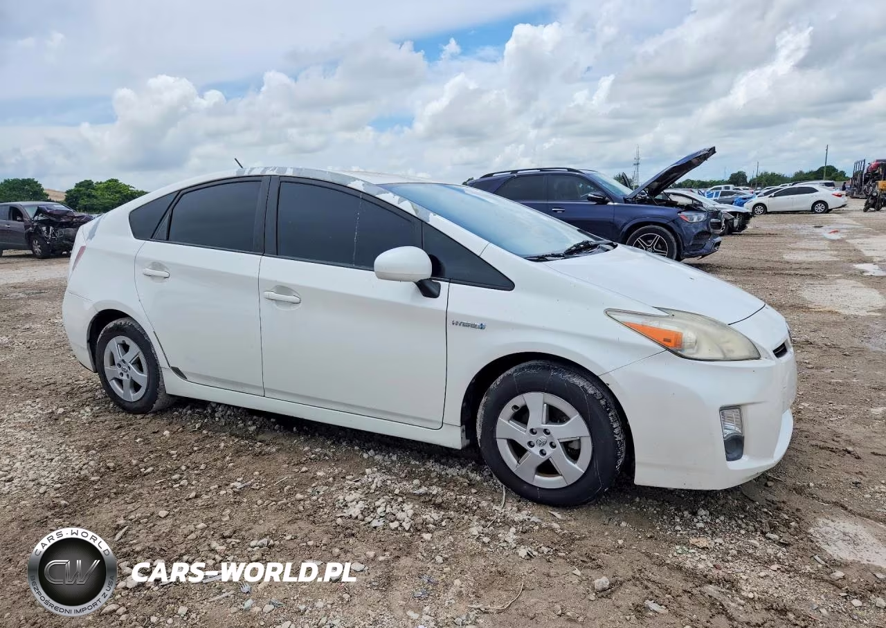 2010 Toyota Prius Iv VIN:JTDKN3DU3A0110700 - 4