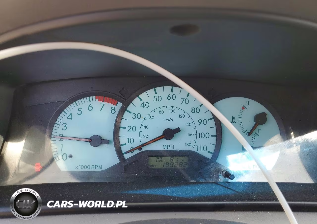 2004 Toyota Corolla Le VIN:1NXBR32E04Z216580 - 9