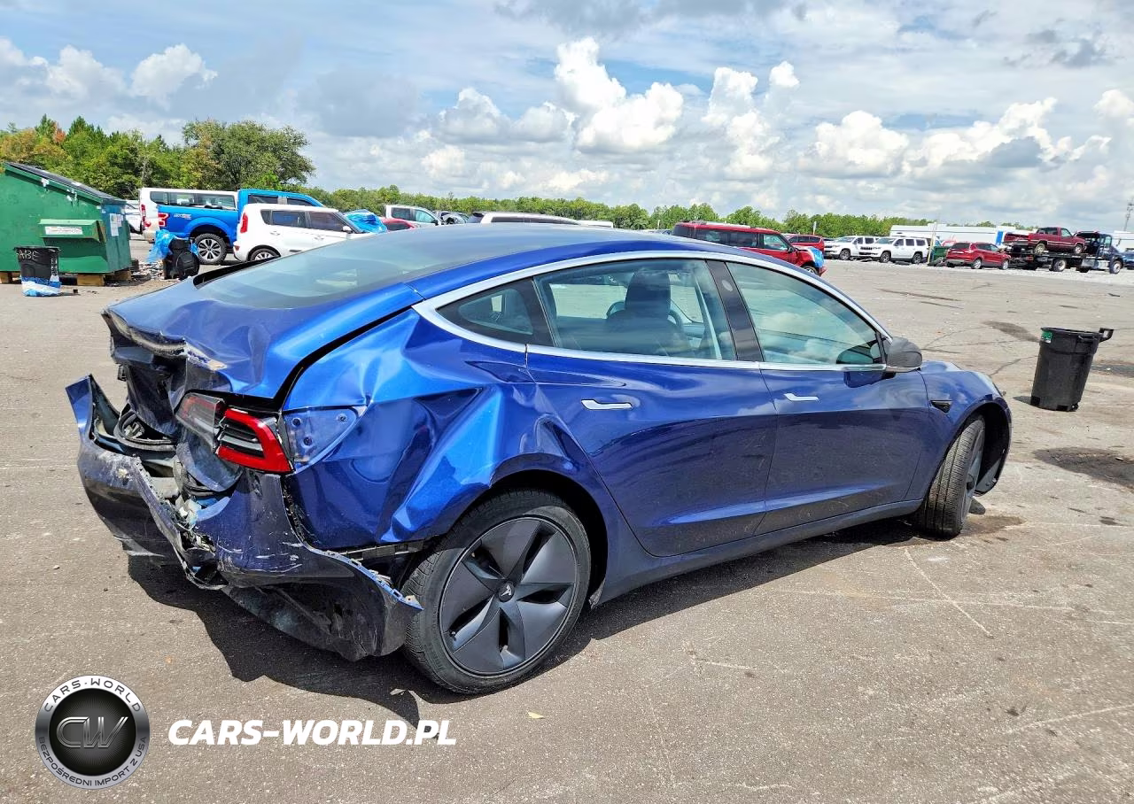 2018 Tesla Model 3 VIN:5YJ3E1EB0JF115182 - 3