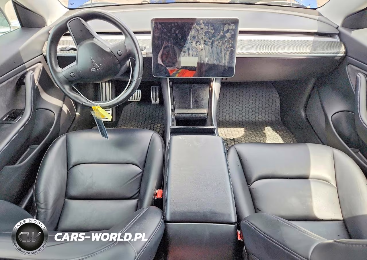 2018 Tesla Model 3 VIN:5YJ3E1EB0JF115182 - 8
