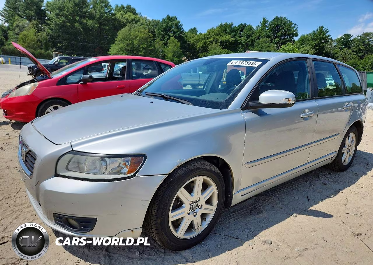 2010 Volvo V50 2.4I – zdjęcie 1 z 12