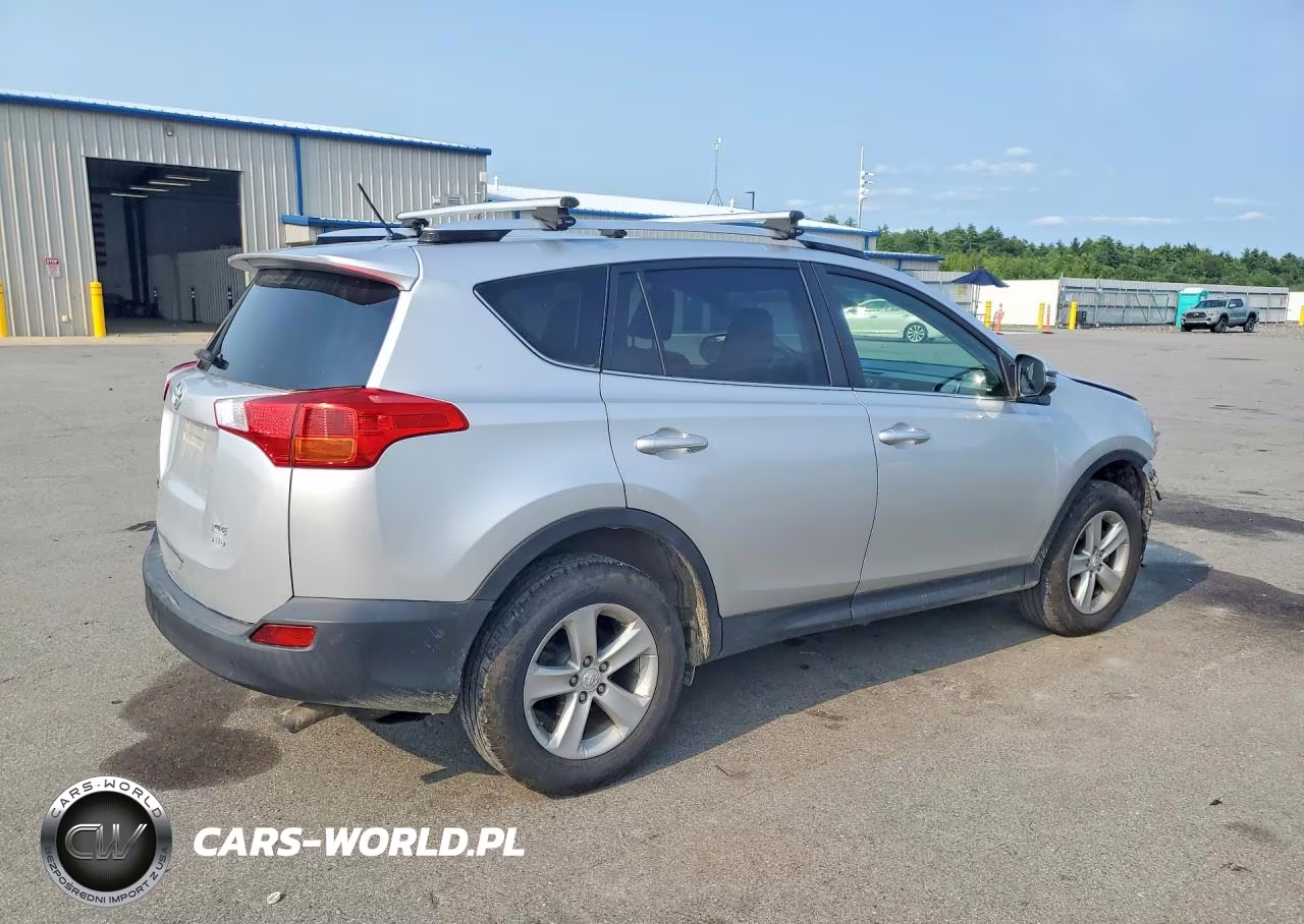 2013 Toyota Rav4 Xle VIN:JTMRFREV4DD045181 - 3