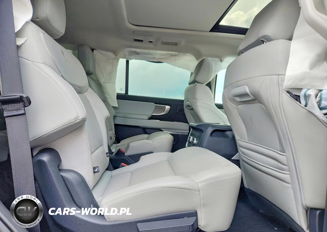 2025 Ford Expedition Platinum VIN:1FMJU1M86SEA00956 - 11