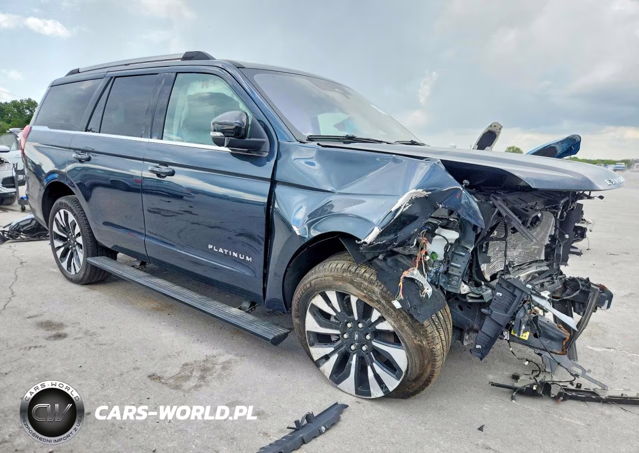2025 Ford Expedition Platinum VIN:1FMJU1M86SEA00956 - 4